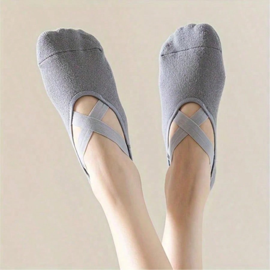 Anti-slip silicone sole yoga s - Fitness Yoga Pilates review and price